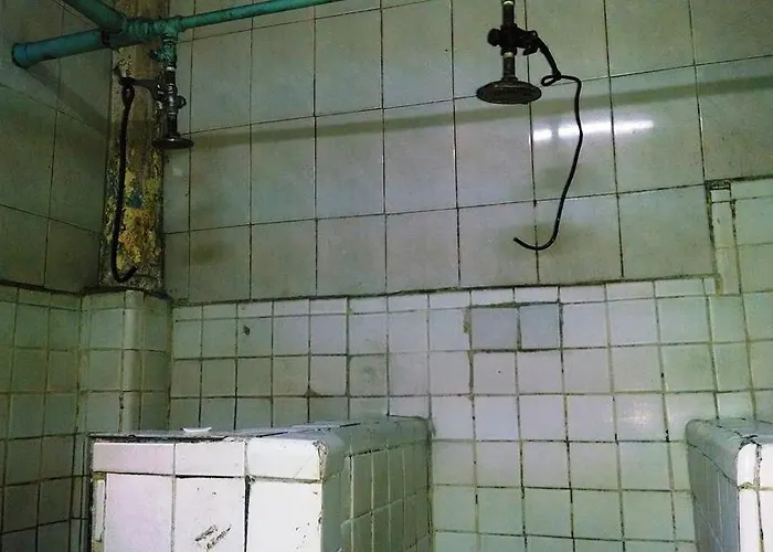 La Colonial Hostel
