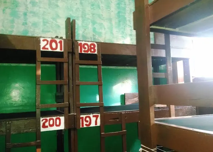 La Colonial Hostel
